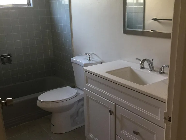 136 N Cedar St #2 — Photo 12
