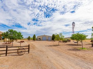 560 E Circle B Rd, Willcox, AZ 85643