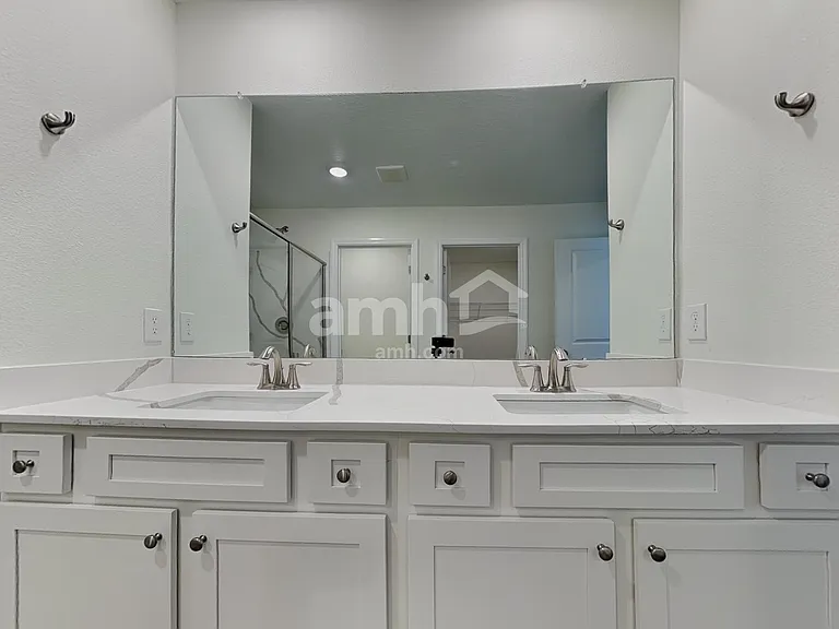 952 Grafton Ridge Dr — Photo 16