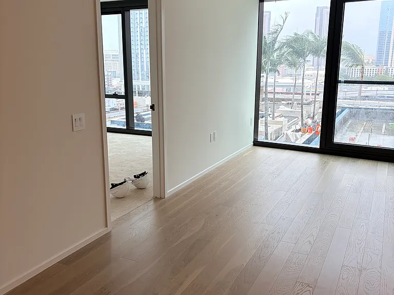 333 Ward Ave #911 — Photo 8