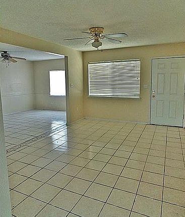 4th image of 8549 Paddlefoot Ln