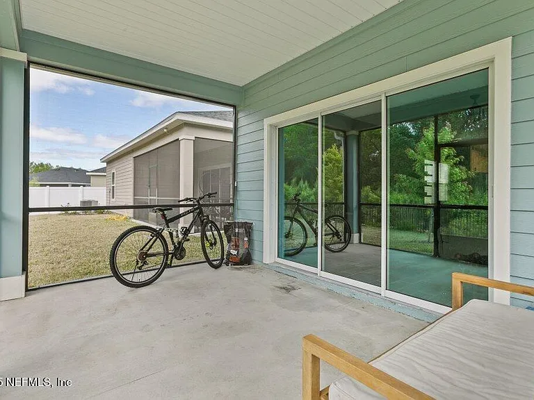 9719 Giada Dr — Photo 36