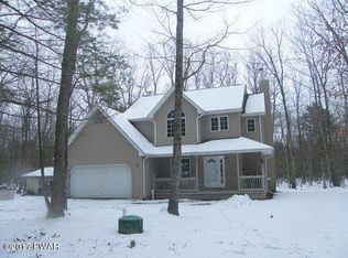 461 Raymondskill Rd, Milford, PA 18337