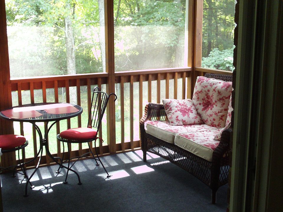 screened porch