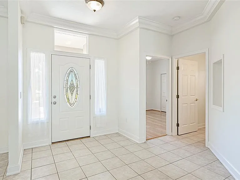 534 Oak Bay Dr — Photo 4