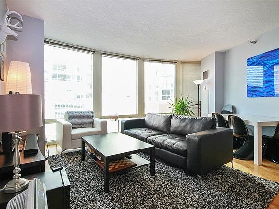 2nd image of 600 N Kingsbury St APT 707