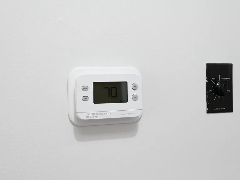 1302 Noble St #3A — Photo 14
