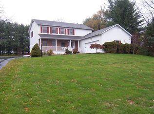 19 Bushwick Rd, Poughkeepsie, NY 12603