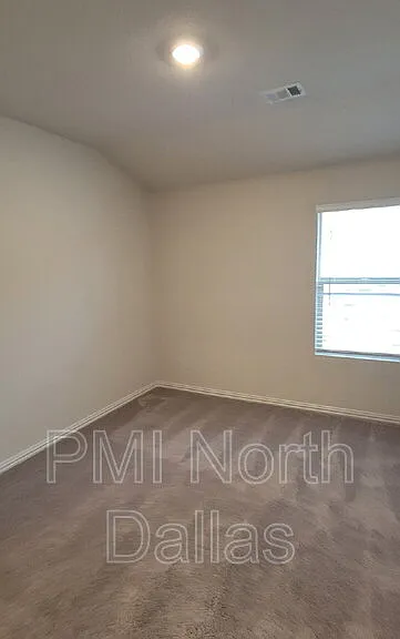 2633 Oneida Ln — Photo 18