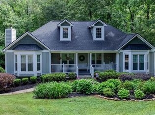 40 Due West Ln, Dallas, GA 30157