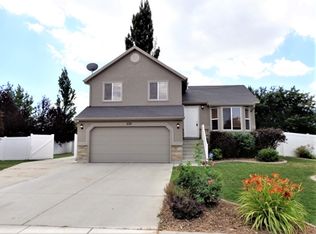 1137 W 1000 N, Clinton, UT 84015