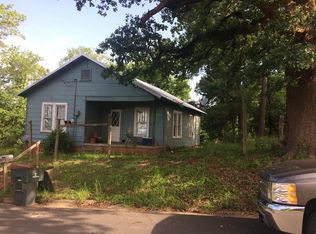 1311 S Greer St, Nacogdoches, TX 75961
