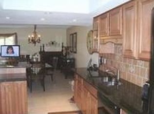 433 Paula Dr S APT 30, Dunedin, FL 34698
