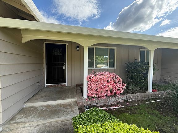 2nd image of 1238 Woodfield Ave