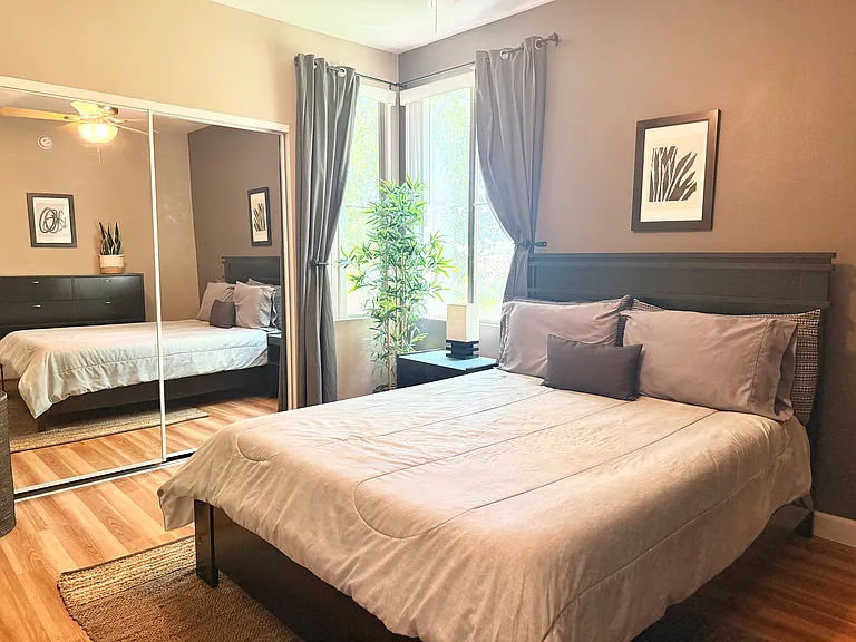 1701 E Colter St #230 — Photo 35