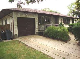 190 Smithtown Polk Blvd, Centereach, NY 11720