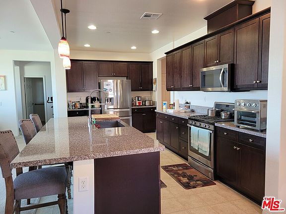 5th image of 37311 Paintbrush Dr
