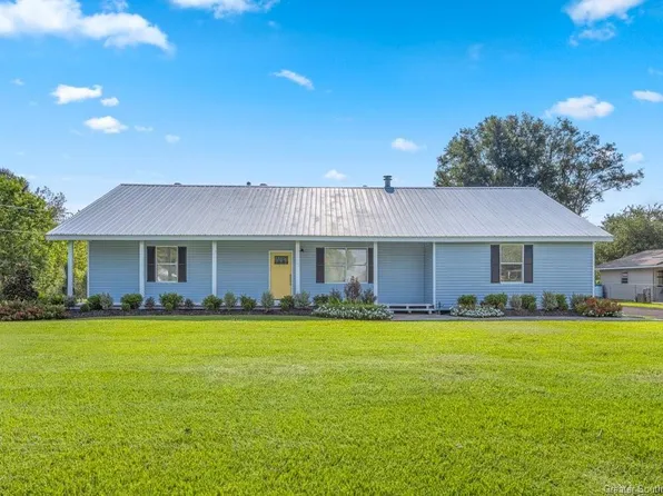 225 S Stockwell Ave, Iowa, LA 70647