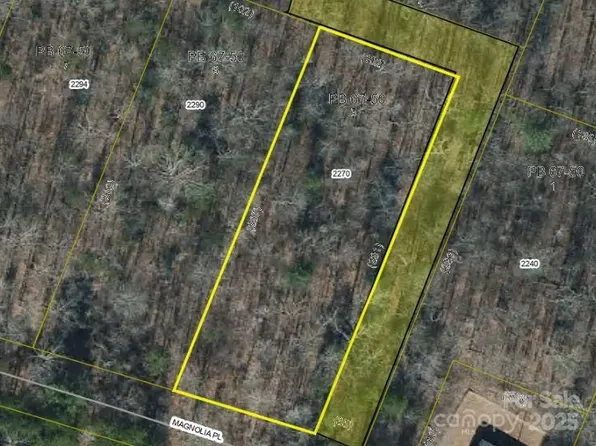 2270 Magnolia Pl #5, Morganton, NC 28655