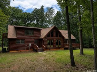 1607 Occanecchi Trl, Ebony, VA 23845
