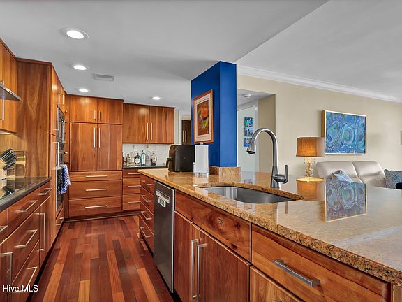 3rd image of 322 Causeway Drive Ste 806