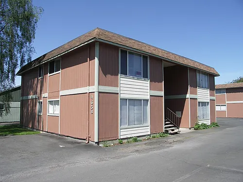 4658 Ocean Beach Hwy Photo 1