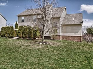 1545 Summerfield Ln, Howell, MI 48843