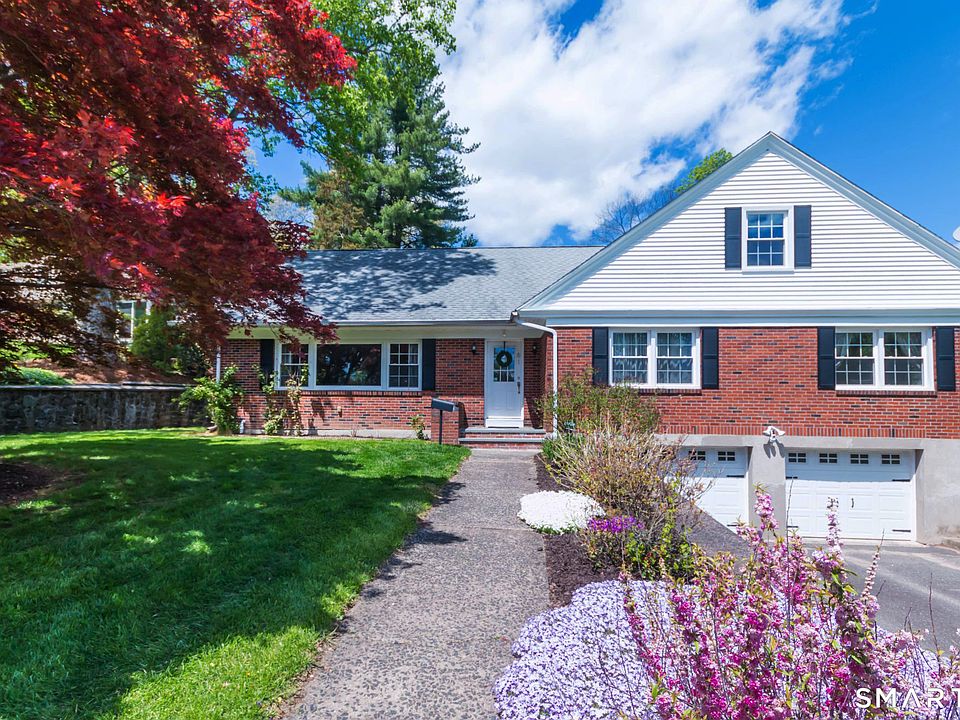 1st image of 61 Cedarwood Drive