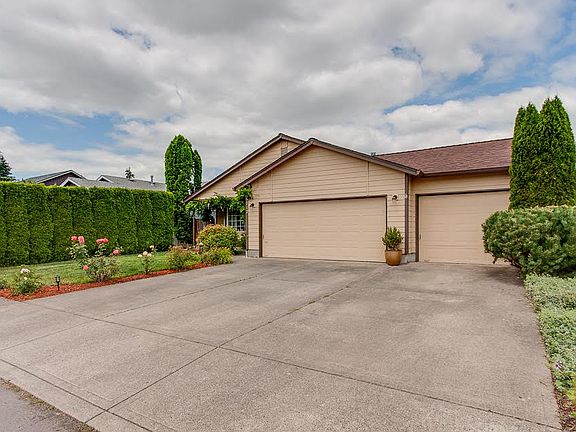 2nd image of 9712 NE 84th Way