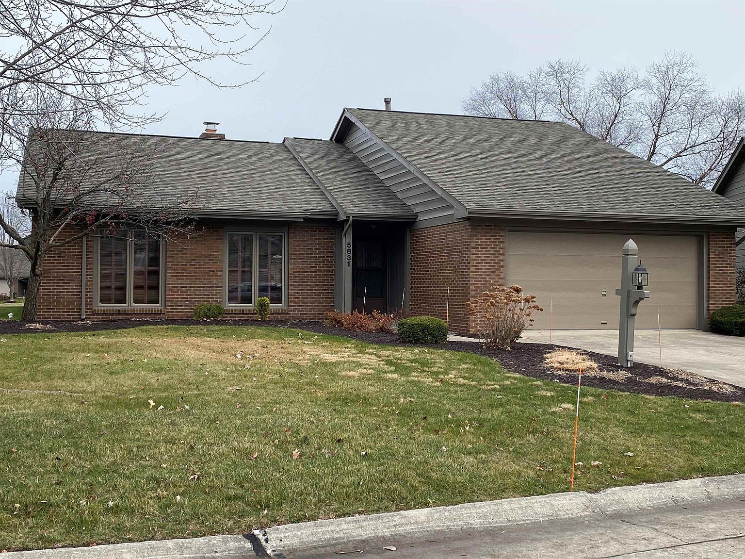 5831 N Saint Thomas Point, Fort Wayne, IN 46815 | Zillow