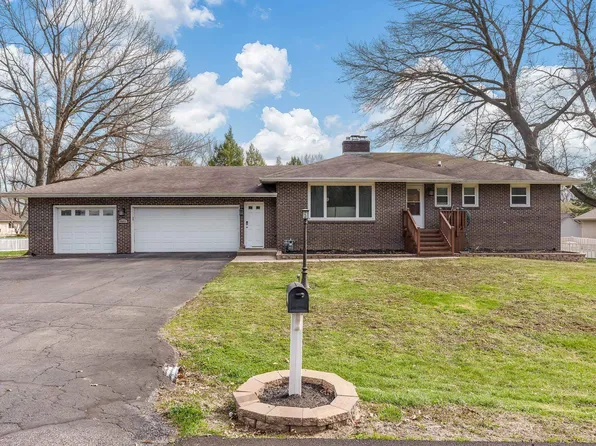 6693 Heather Ln, Rockford, IL 61114