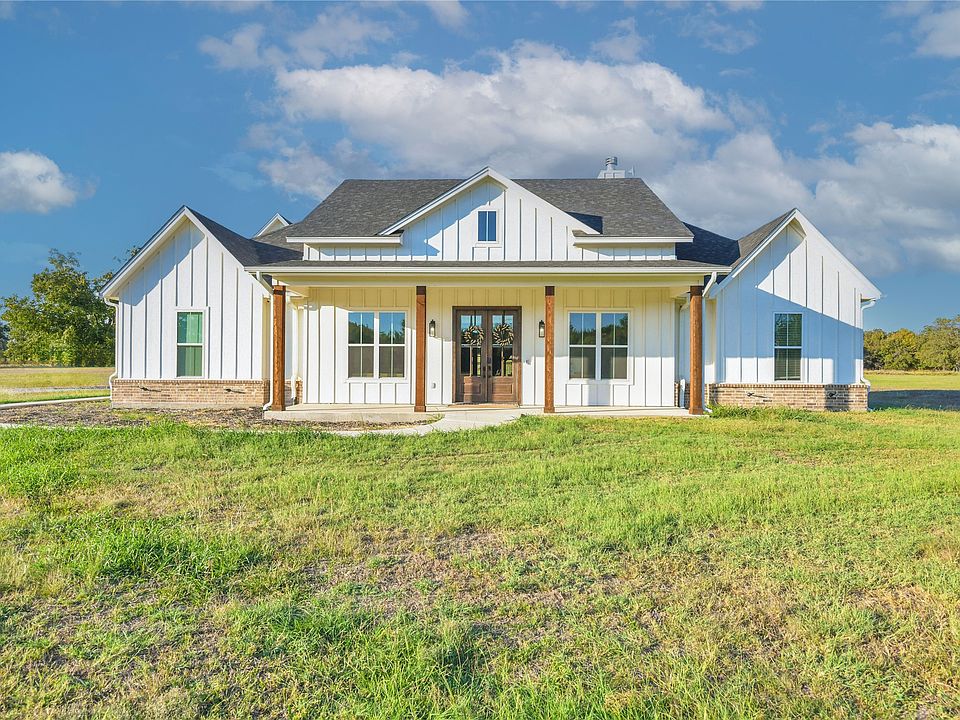 1st image of 360 Sandpiper Dr