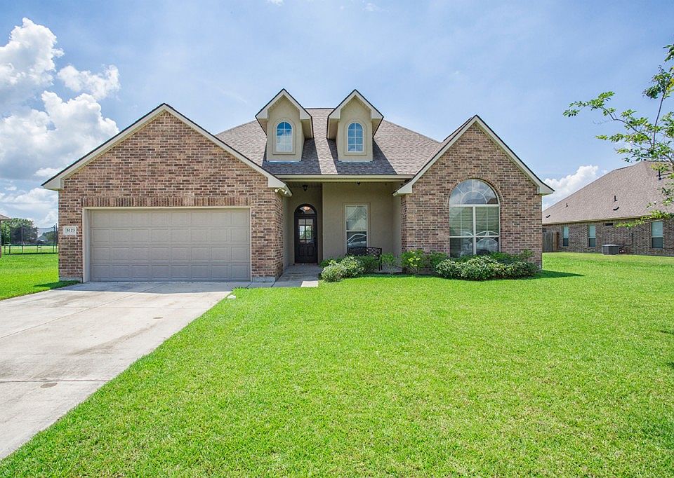 1st image of 5123 Wildwood Dr