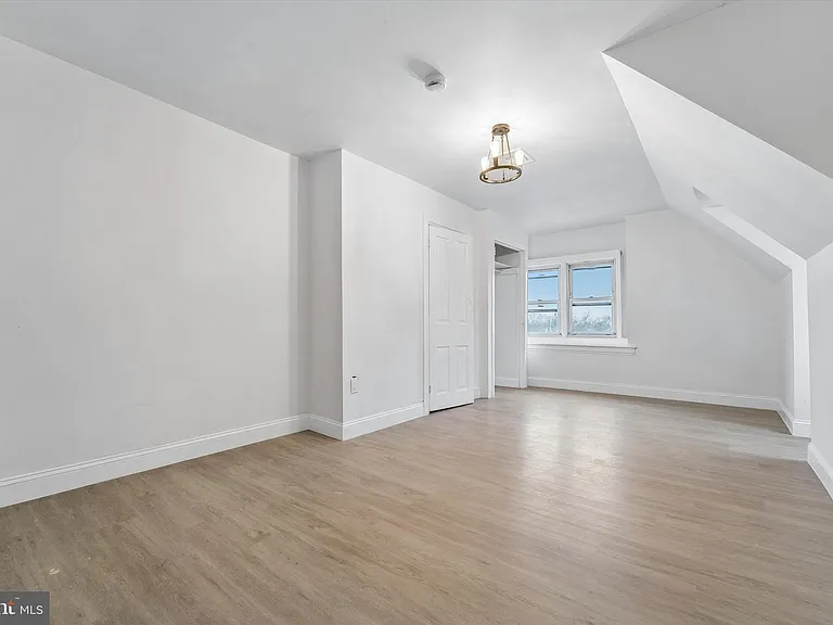 79 E High St #2 — Photo 13