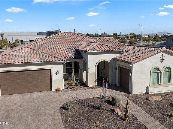 2nd image of 4090 E YELLOWSTONE Place