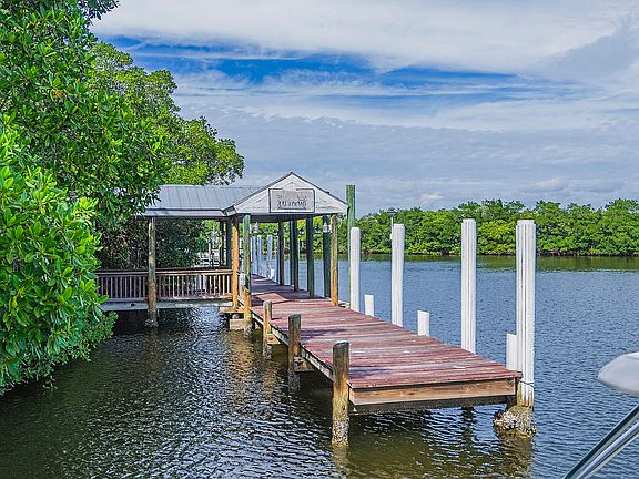 3rd image of 7426 Palm Island Dr #3911