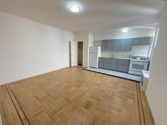 4th image of 43-15 46th St #D6