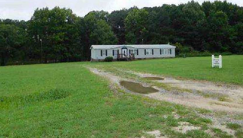2nd image of 180 Sombrero Ln