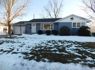 3720 Queen Anne Ave, Quincy, IL 62305