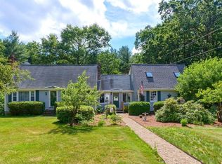 29 Country Rd, Westford, MA 01886