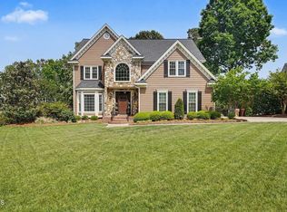 207 Cherry Laurel Dr, Clayton, NC 27527