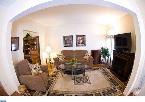4th image of 1142 Lamberton St