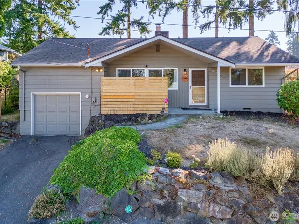 25416 31st Avenue S, Kent, WA 98032