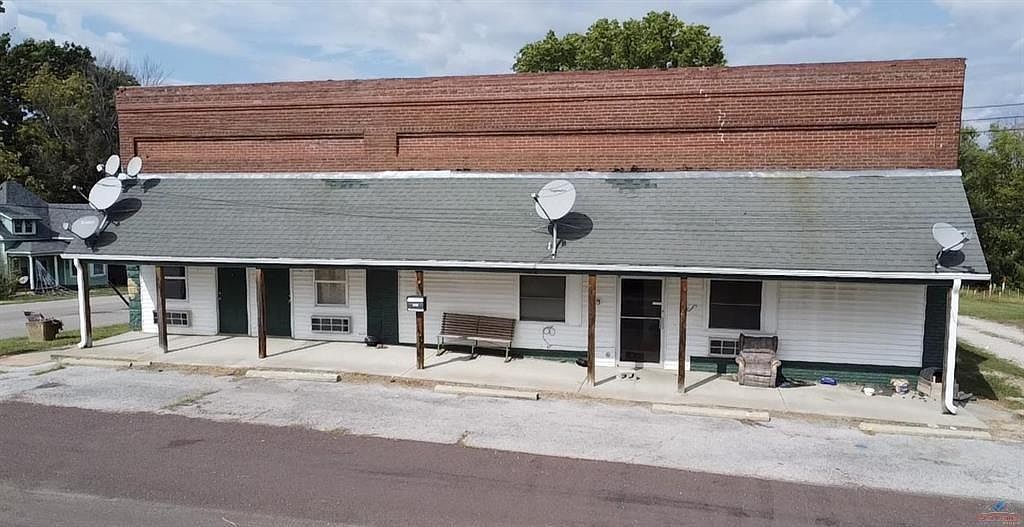 101 E 4th St, Urich, MO 64788 Zillow