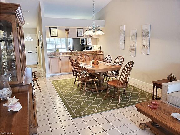 3rd image of 2372 Hidden Lake Dr APT 6