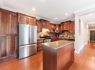 10627 144th St, Surrey, BC