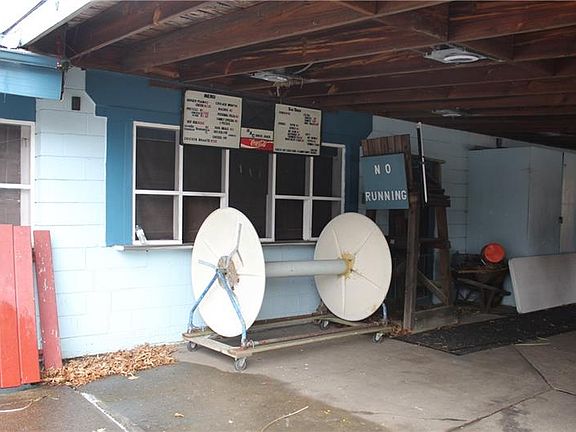 4th image of 130 McAlister Dr