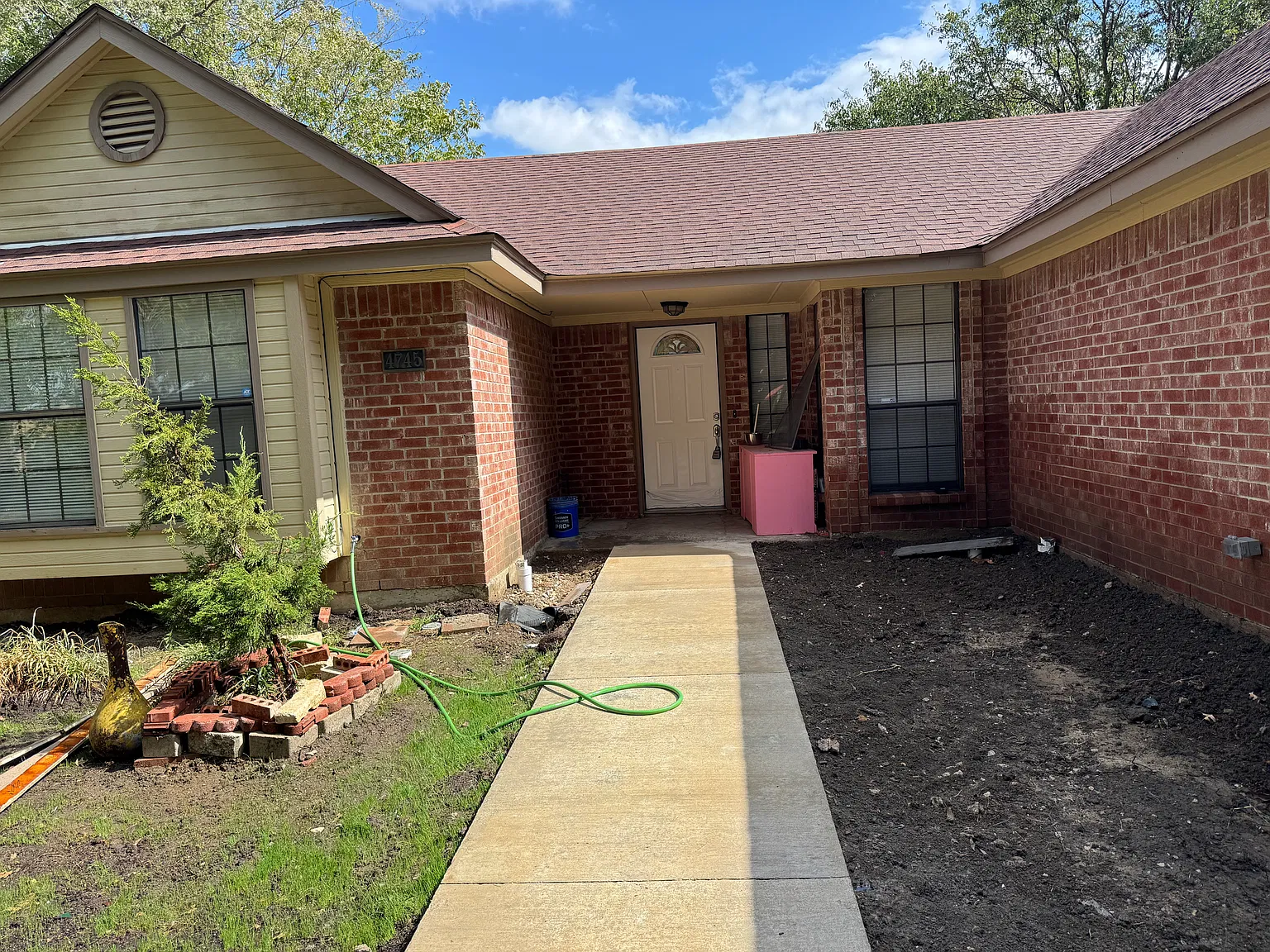 4 bed, 1737 sqft, $3,000 — Photo 1