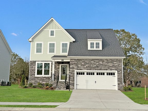 2nd image of 115 Robert Bruce Rd