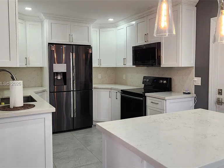11425 SW 87th Ter — Photo 4
